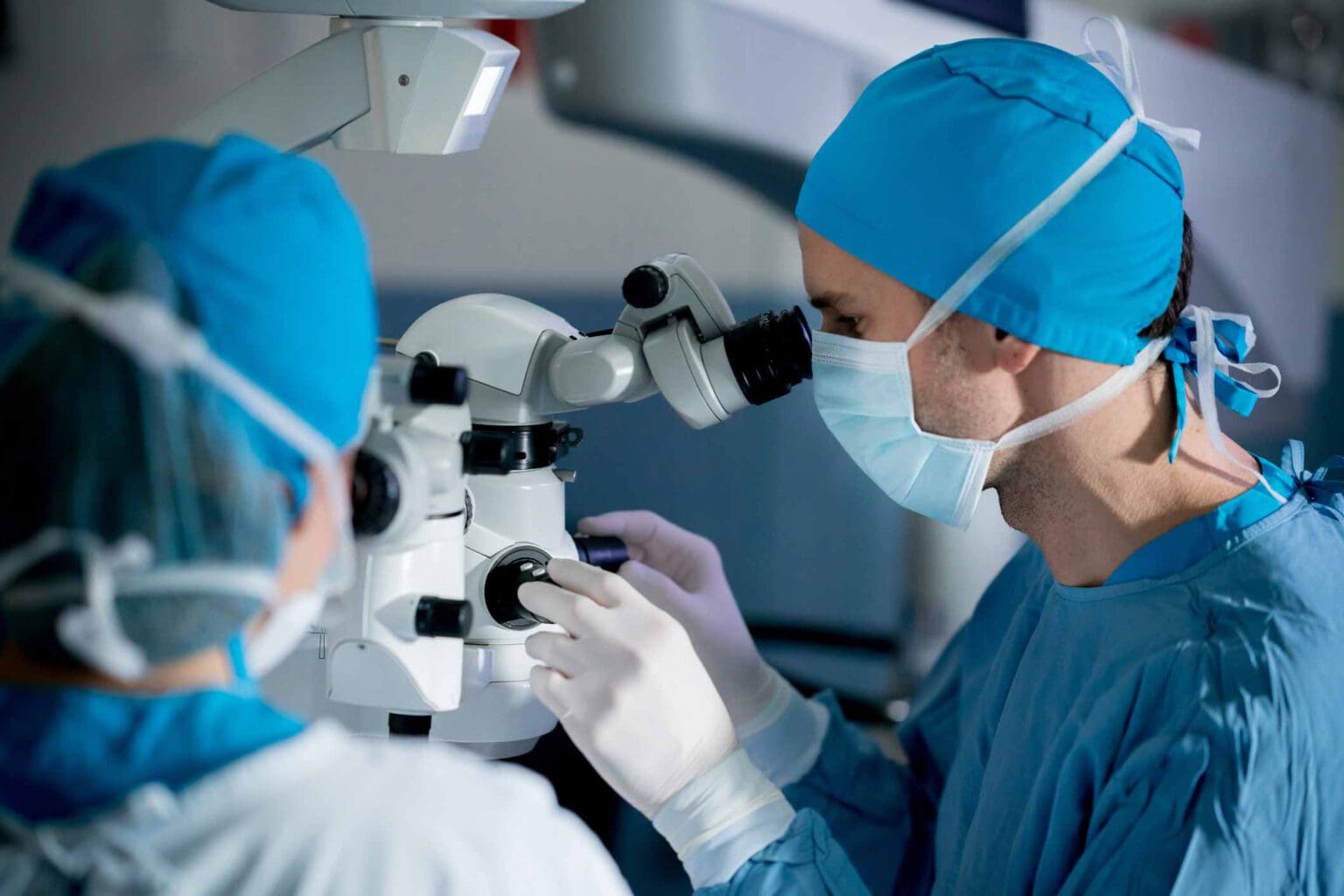 Ophthalmic Surgeons What They Do Do You Need One NVISION